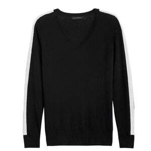 EUC Women’s Banana Republic Merino Sweater V-Neck Black with White Stripe Small